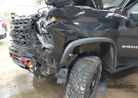 2024 Chevrolet 1500 из США, поврежденный, VIN 1GC4YYEY8RF281143